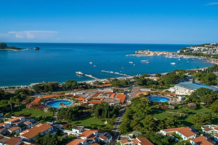 SLOVENSKA PLAZA BUDVA 9